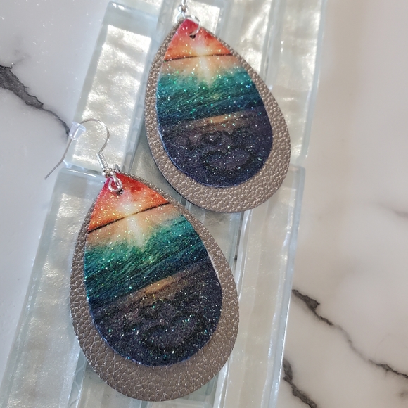 Ocean Sunset Faux Leather Teardrop Earrings - Picture 5 of 13